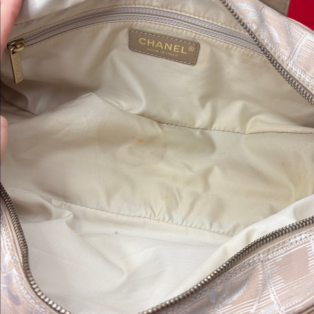 CHANEL Beige and White Patterned inc COA - Picture 8 of 11